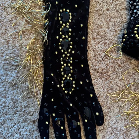 Rhinestone cowgirl outfit - Picture 4 of 5